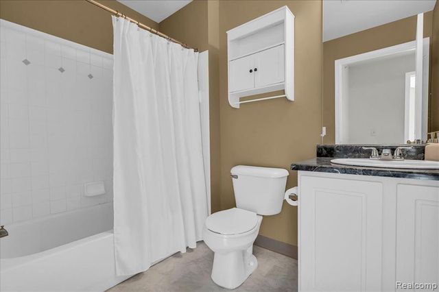 806 Brandon Avenue, Pontiac, MI 48340