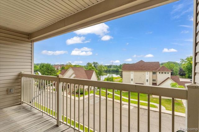 806 Brandon Avenue, Pontiac, MI 48340