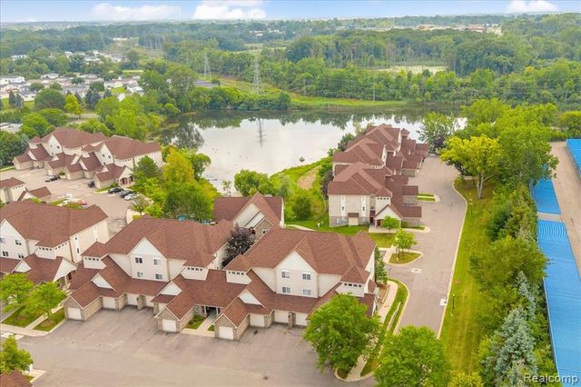 806 Brandon Avenue, Pontiac, MI 48340