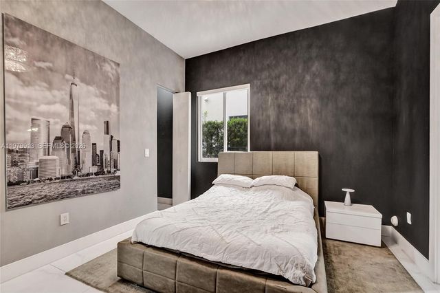 10223 NW 75th Ter ., Doral, FL 33178