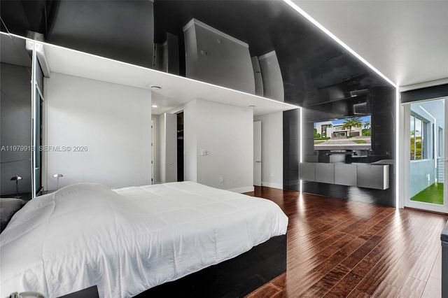 10223 NW 75th Ter ., Doral, FL 33178