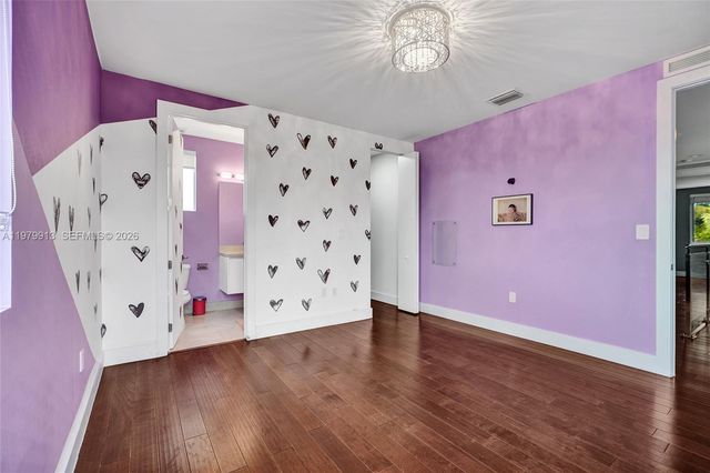 10223 NW 75th Ter ., Doral, FL 33178