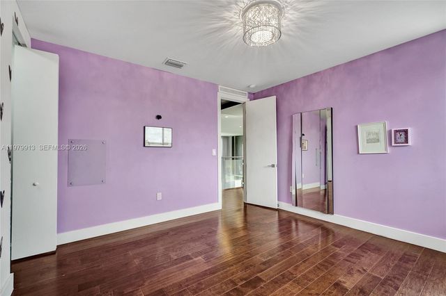 10223 NW 75th Ter ., Doral, FL 33178