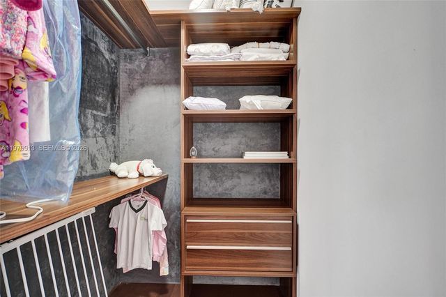 10223 NW 75th Ter ., Doral, FL 33178