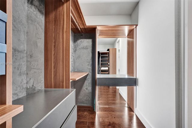 10223 NW 75th Ter ., Doral, FL 33178