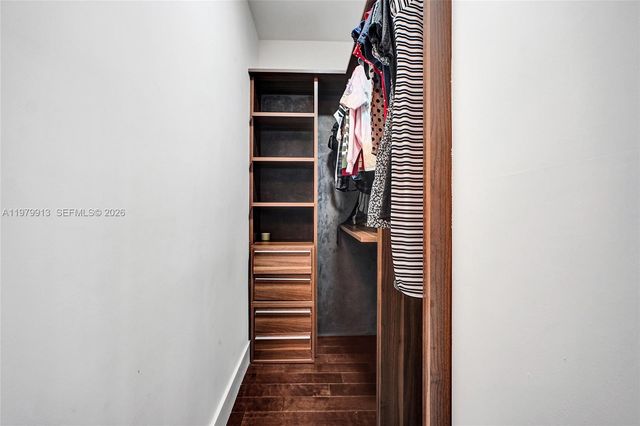 10223 NW 75th Ter ., Doral, FL 33178