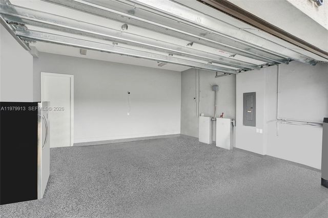 10223 NW 75th Ter ., Doral, FL 33178