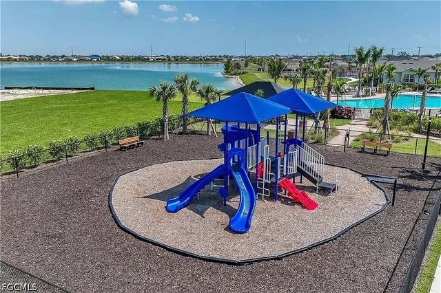 417 Coral Reef PL, Cape Coral, FL 33993