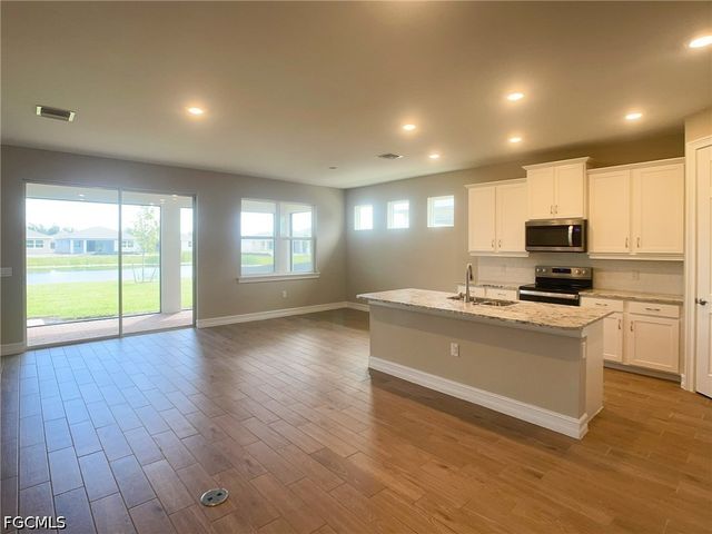 417 Coral Reef PL, Cape Coral, FL 33993