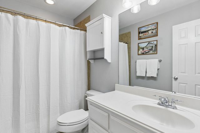 1004 Duttons Meadow Lane, Mckinney, TX 75071