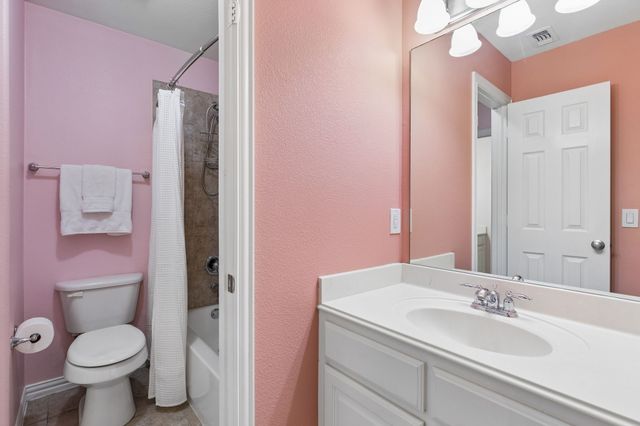 1004 Duttons Meadow Lane, Mckinney, TX 75071