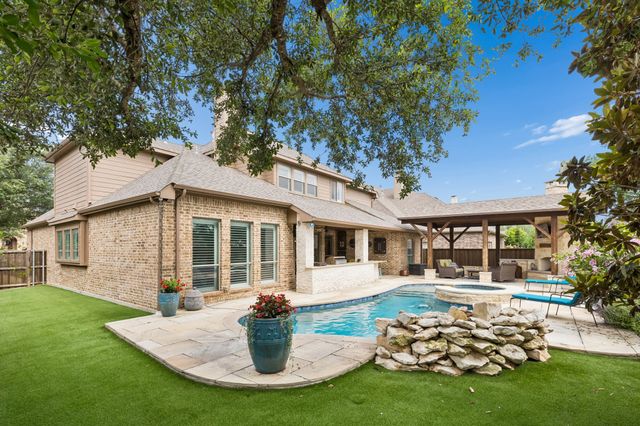1004 Duttons Meadow Lane, Mckinney, TX 75071