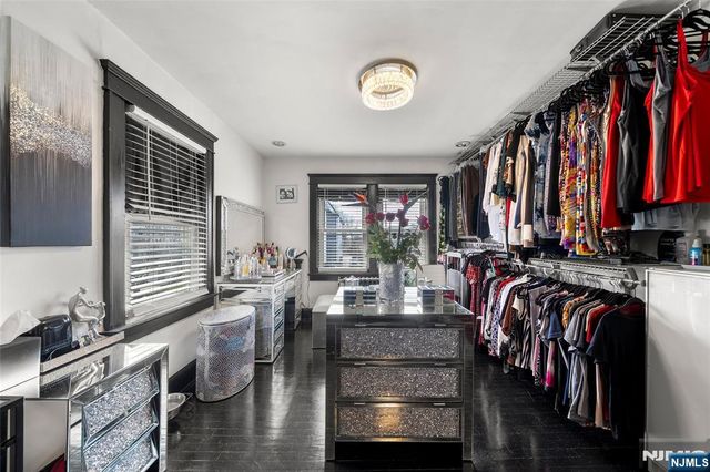 461 Greenmount Avenue, Cliffside Park, NJ 07010