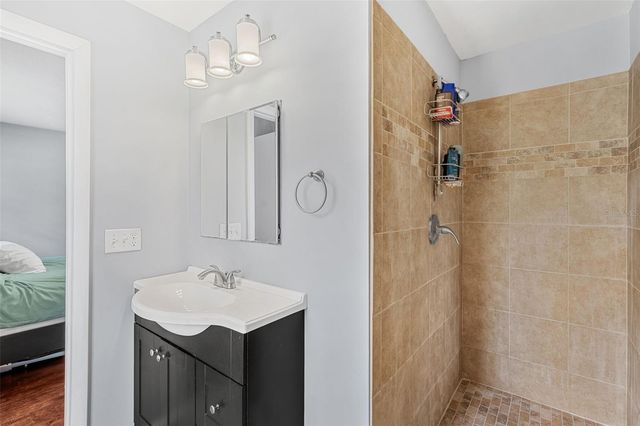 2923 CONWAY GARDENS ROAD, Orlando, FL 32806