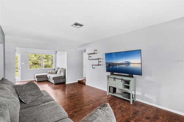 2923 CONWAY GARDENS ROAD, Orlando, FL 32806