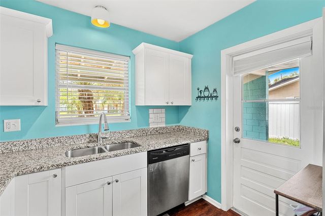 2923 CONWAY GARDENS ROAD, Orlando, FL 32806