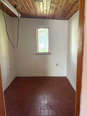 710 Bentley Street, Chesaning, MI 48616