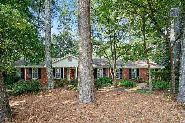 3698 Embry Circle, Atlanta, GA 30341