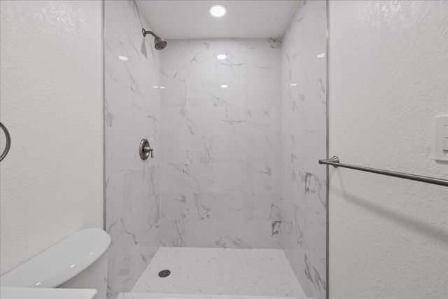 10220 OAK HILL DRIVE, Port Richey, FL 34668