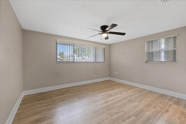 10220 OAK HILL DRIVE, Port Richey, FL 34668