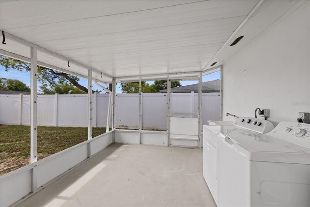 10220 OAK HILL DRIVE, Port Richey, FL 34668