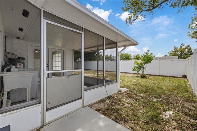 10220 OAK HILL DRIVE, Port Richey, FL 34668