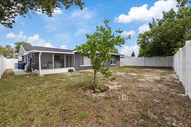 10220 OAK HILL DRIVE, Port Richey, FL 34668