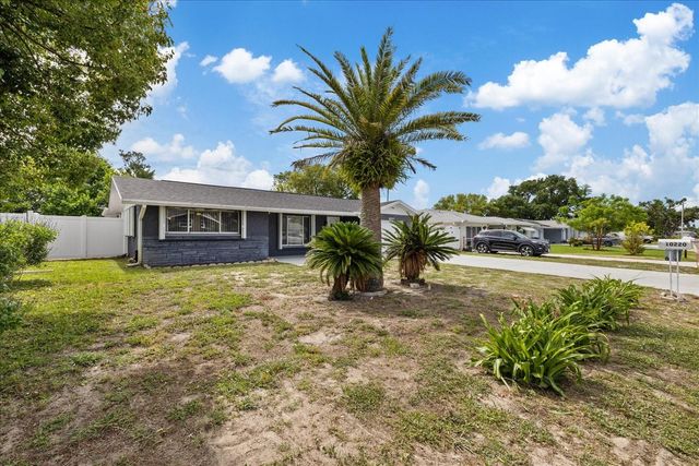10220 OAK HILL DRIVE, Port Richey, FL 34668