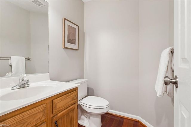 6 Poplar CT, Smithfield, VA 23430