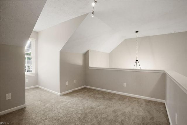 6 Poplar CT, Smithfield, VA 23430