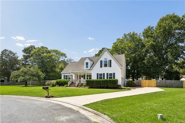 6 Poplar CT, Smithfield, VA 23430