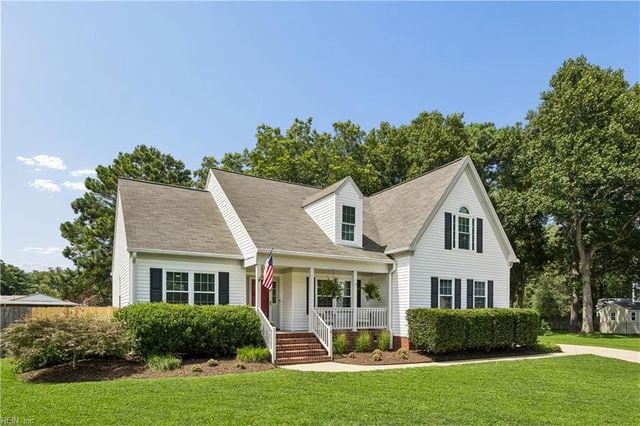 6 Poplar CT, Smithfield, VA 23430