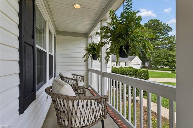 6 Poplar CT, Smithfield, VA 23430