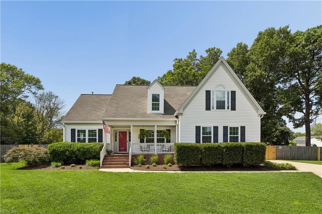 6 Poplar CT, Smithfield, VA 23430