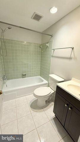 19039 CAPEHART DR, Montgomery Village, MD 20886