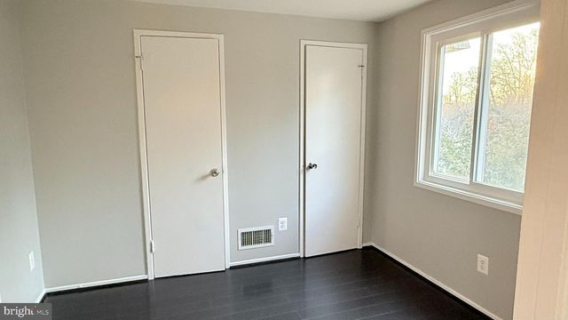 19039 CAPEHART DR, Montgomery Village, MD 20886