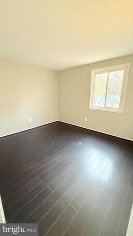 19039 CAPEHART DR, Montgomery Village, MD 20886