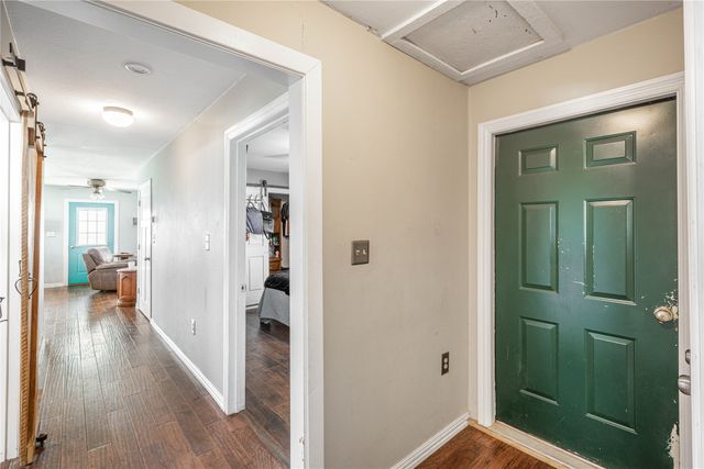 240 FM 382, Ovalo, TX 79541