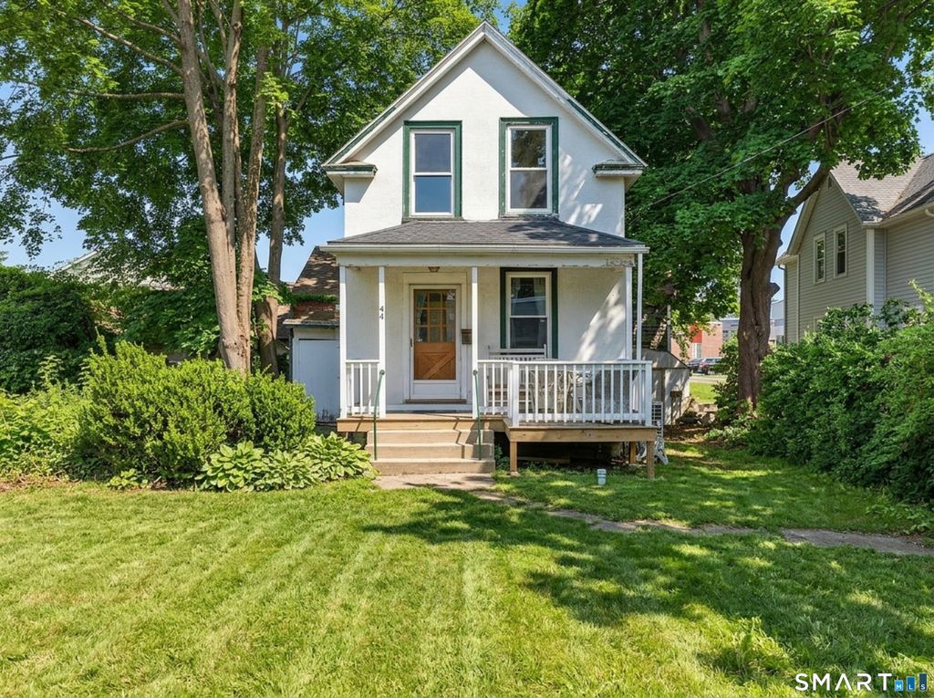 44 Rogers Street, New London, CT 06320
