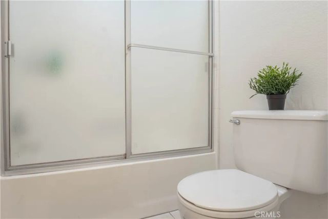 251 Gallery, Tustin, CA 92782