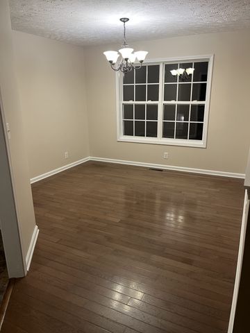 1448 Mutual Dr, Clarksville, TN 37042