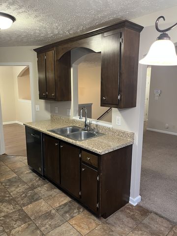 1448 Mutual Dr, Clarksville, TN 37042