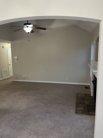 1448 Mutual Dr, Clarksville, TN 37042