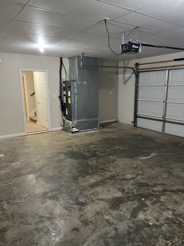 1448 Mutual Dr, Clarksville, TN 37042
