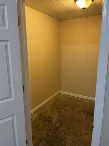 1448 Mutual Dr, Clarksville, TN 37042