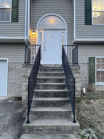 1448 Mutual Dr, Clarksville, TN 37042