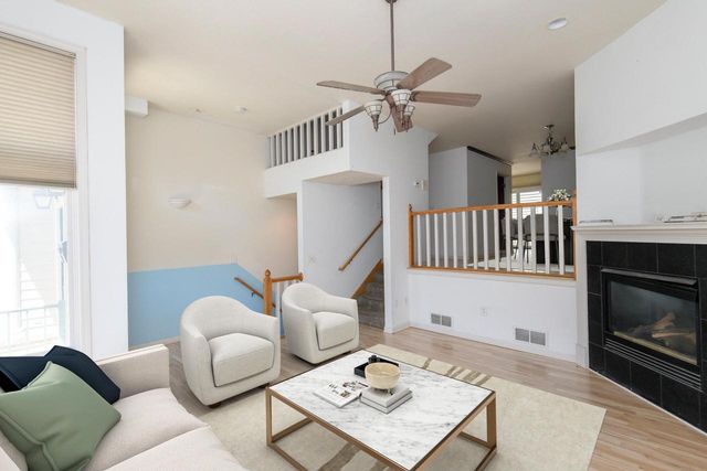 902 E Brady STREET, Milwaukee, WI 53202