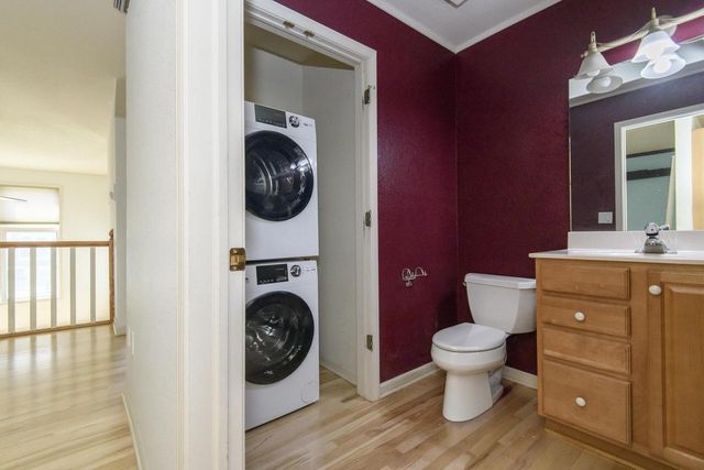 902 E Brady STREET, Milwaukee, WI 53202