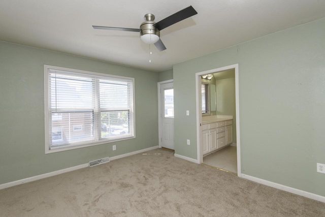 902 E Brady STREET, Milwaukee, WI 53202