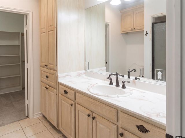 302 Bascom Rd, Whitehouse, TX 75791